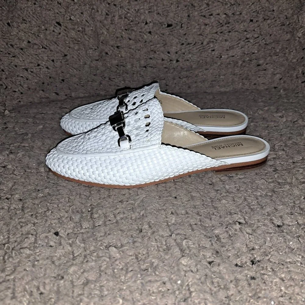 MICHAEL KORS-Charlton Crochet/Woven White Mule-Silver Logo-Sz 6-Excellent - Picture 2 of 8
